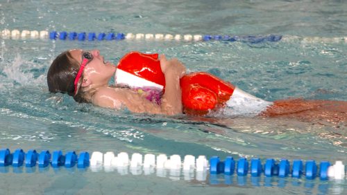 Lifesavingzwemmen-bij-Reddingsbrigade-Nederweert 